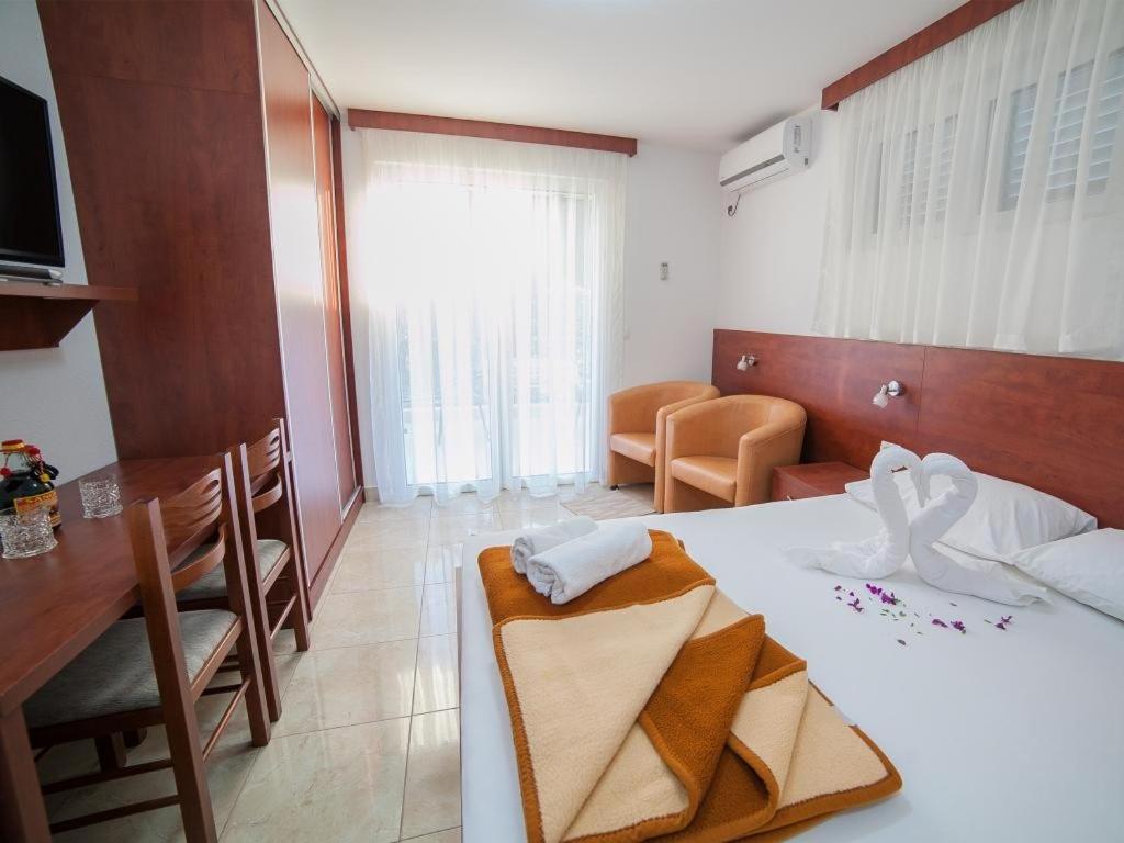Guest House 4M Petrovac 객실 사진