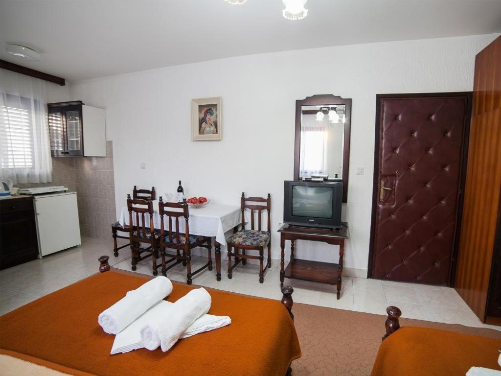 Guest House 4M Petrovac 객실 사진