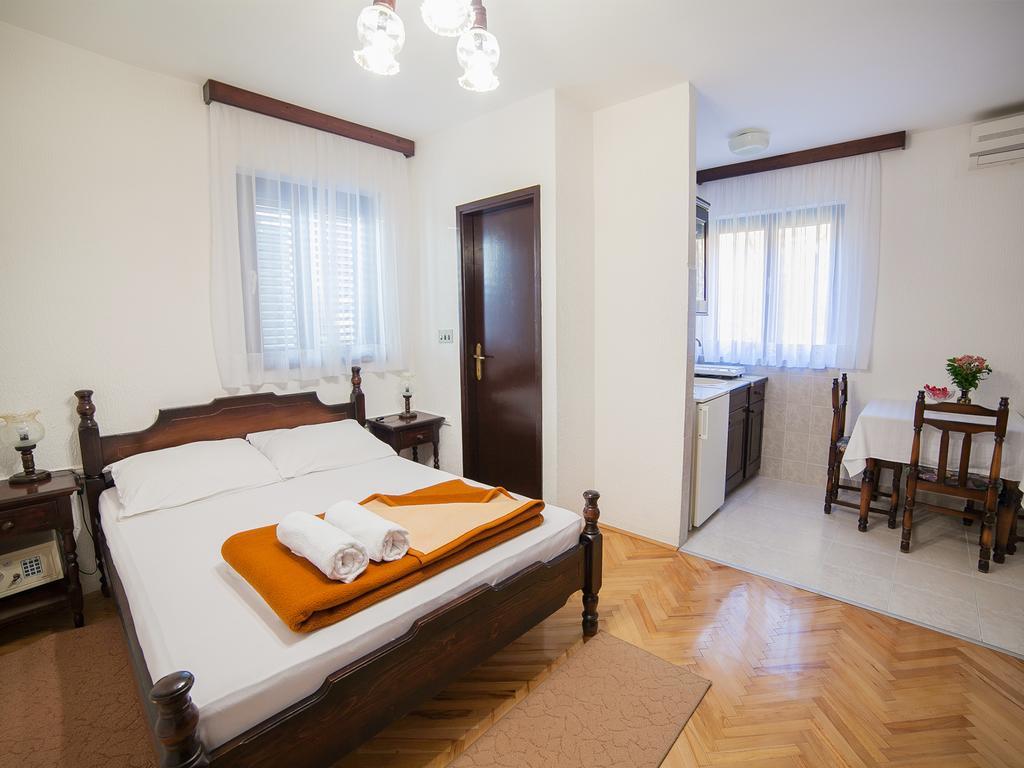 Guest House 4M Petrovac 객실 사진